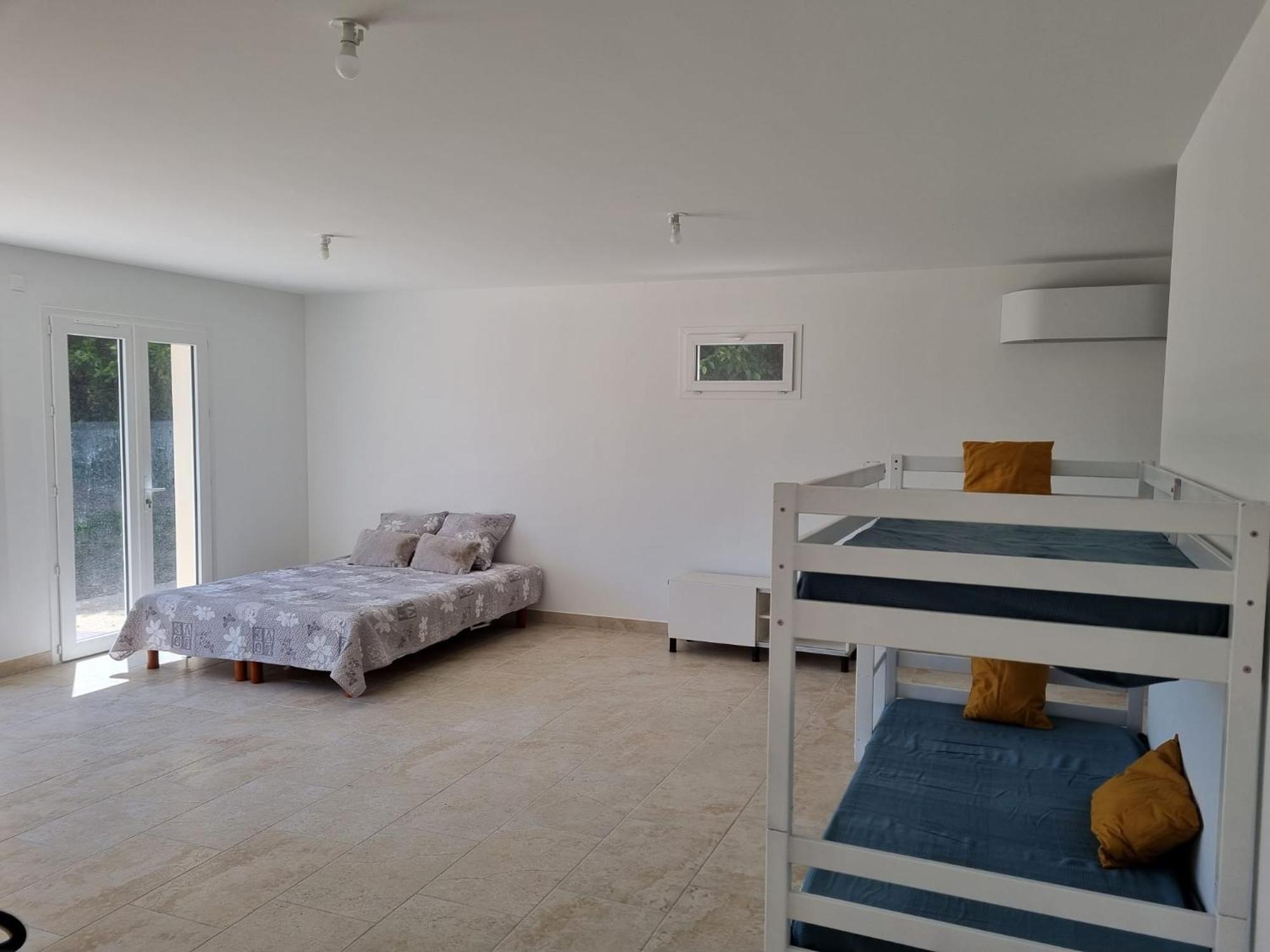 Au Fil De Soi Villa Saint-Julien-de-Peyrolas Room photo